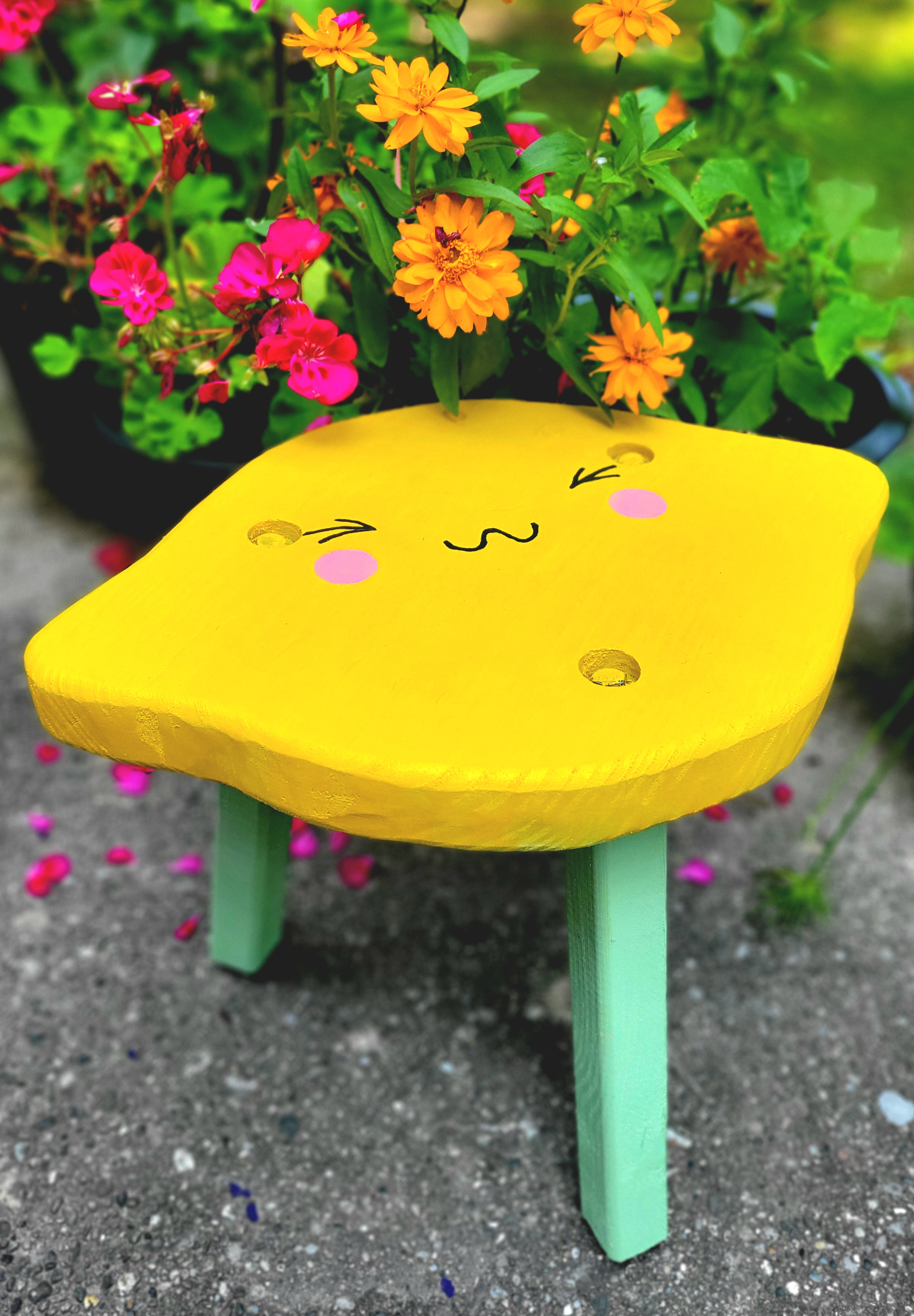 Lemon Stool